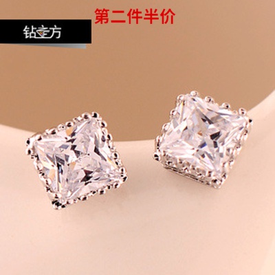 韩版时尚风锆石耳环大牌同款