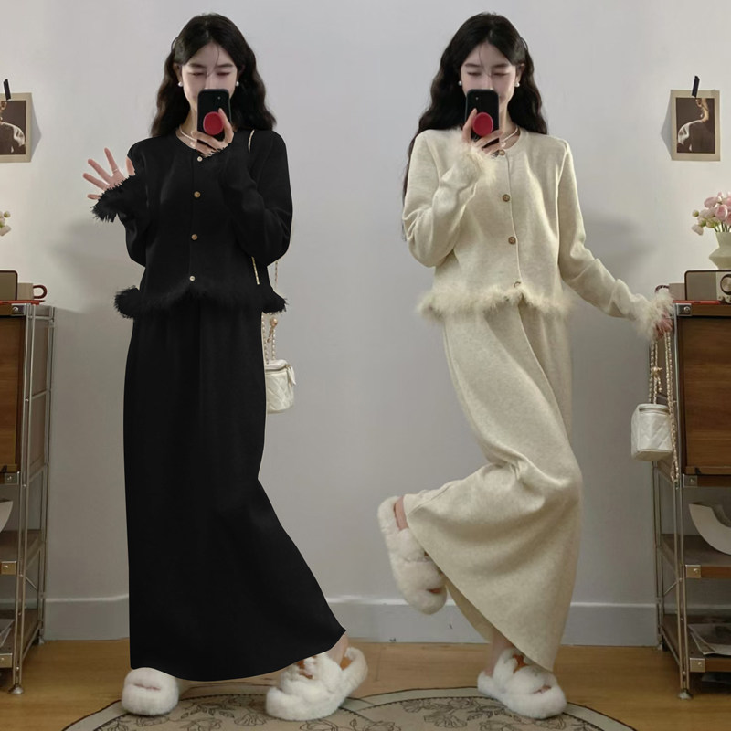 实拍秋冬季新款胖MM时尚洋气显瘦小香飞上衣+高腰半身裙套装,女装/女士精品,大码套装,淘宝优惠券,粉丝福利购,淘宝优惠卷