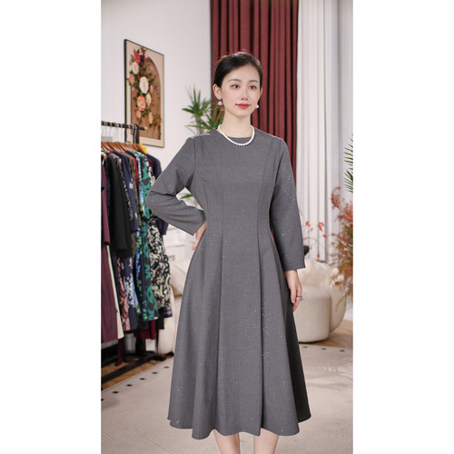 九分袖时尚亮片长袖连衣裙25032