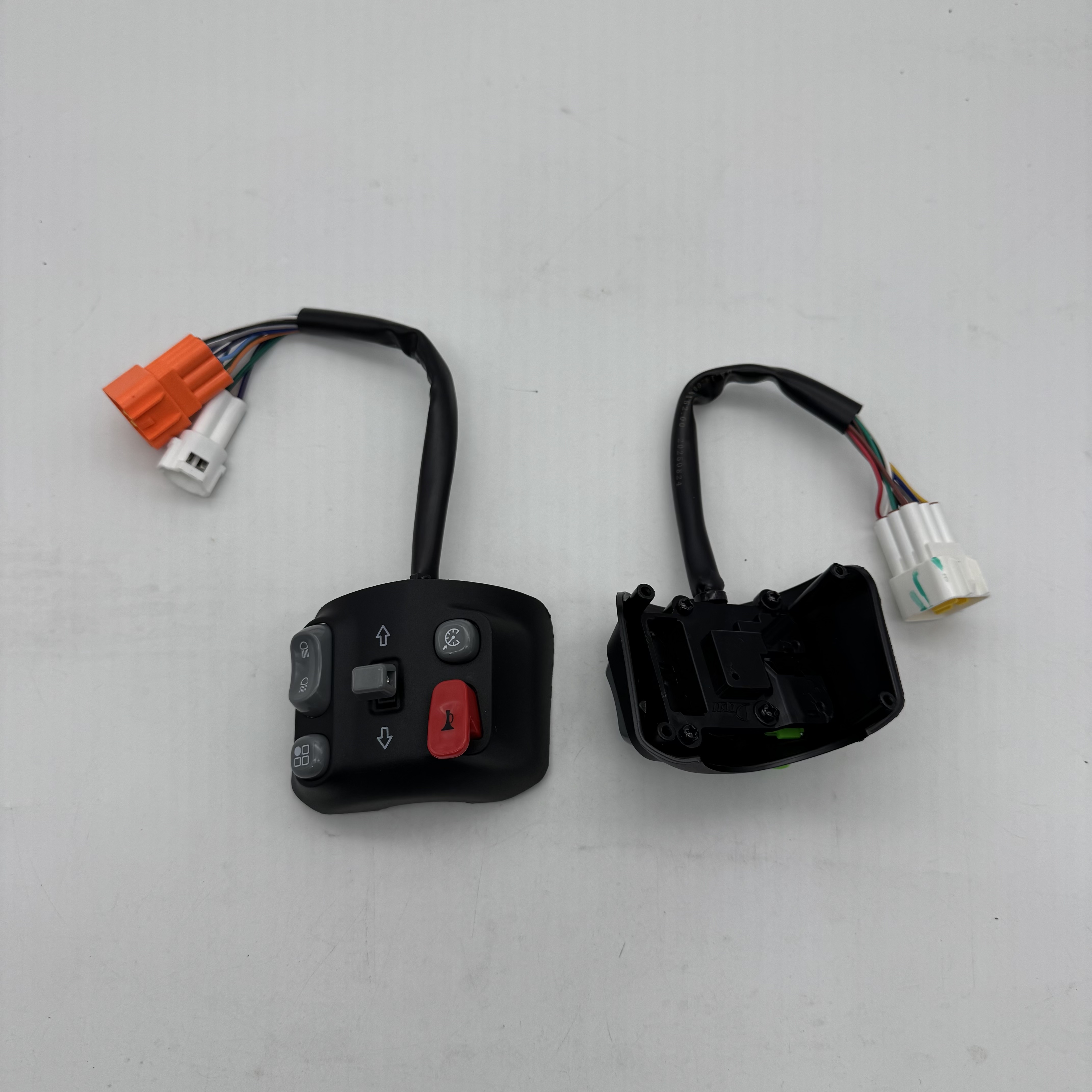 适用于九号组合开关总成 N3手把开关N370c、N380c、N385c组合开关