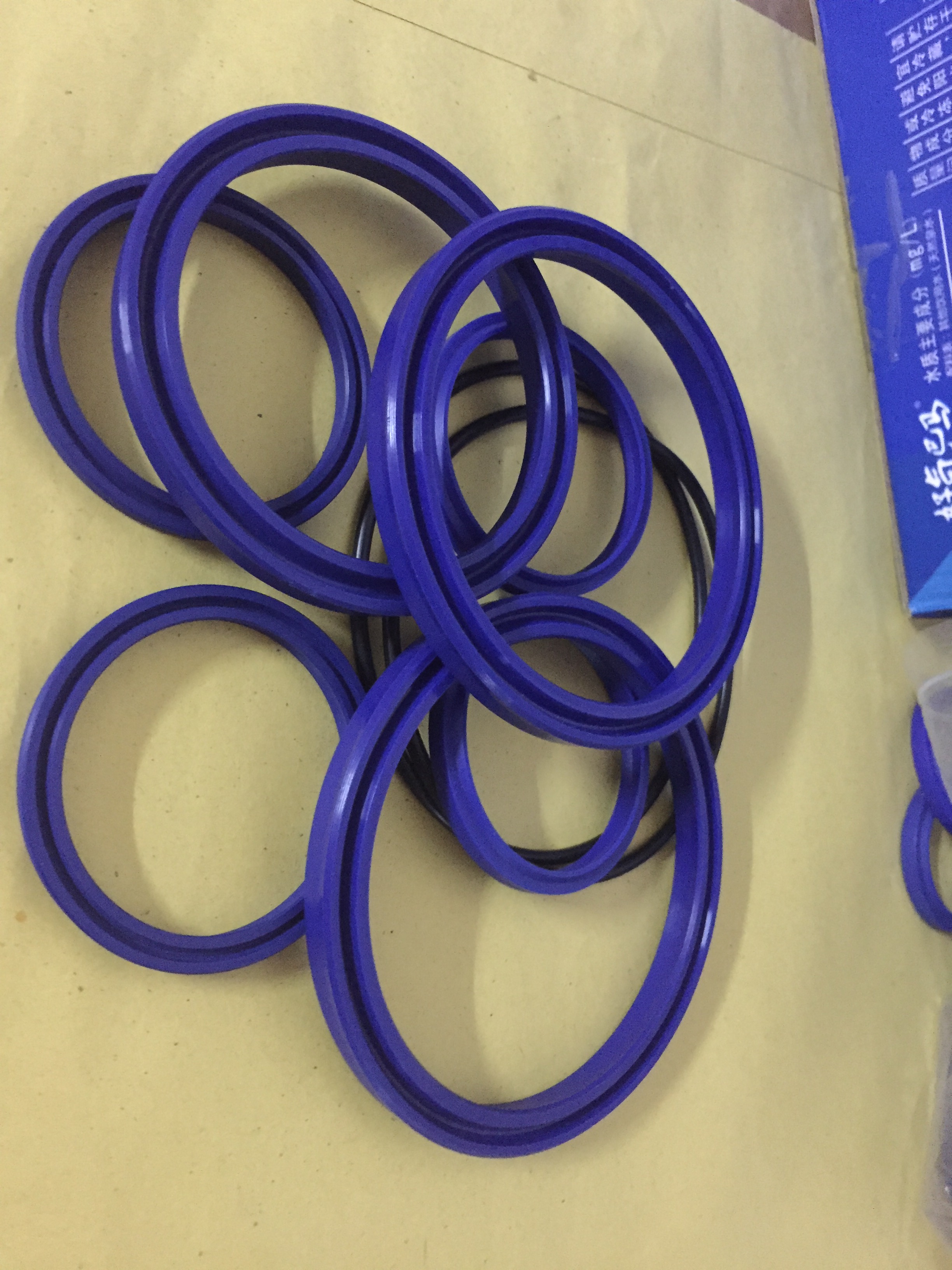 广州信力大剪式举升机子母剪式举升机油缸配件油缸油封