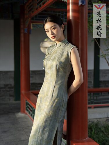 亮林婉瑜2026春季新款绿意新中式国风复古改良旗袍日常可穿素雅