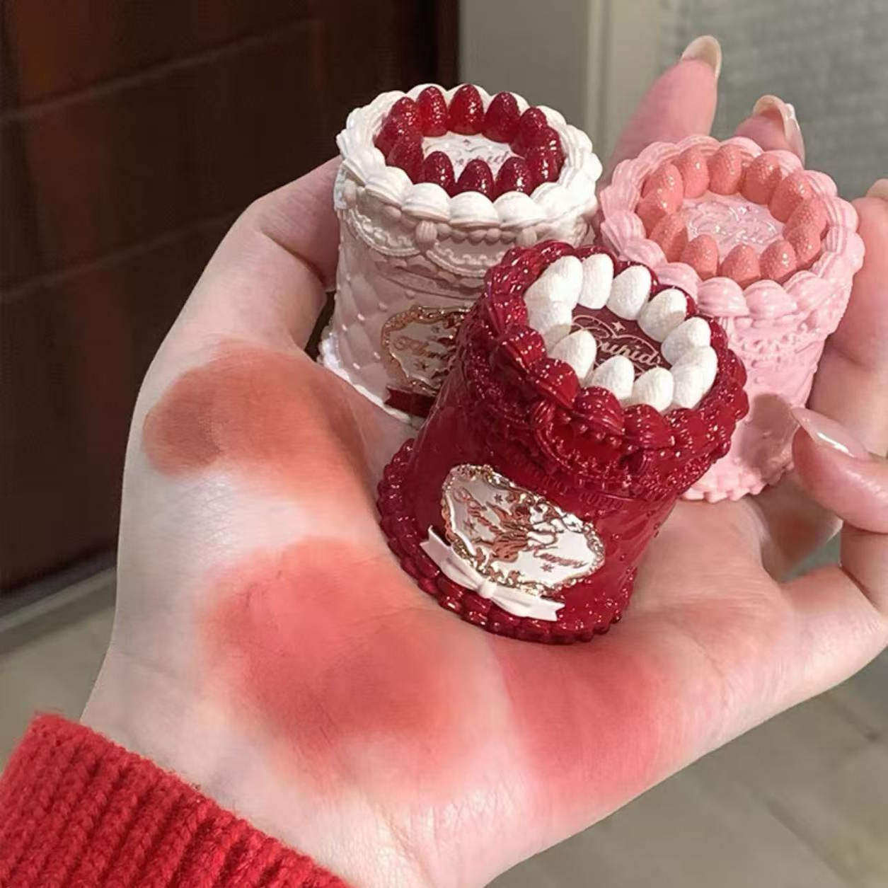 花知晓草莓丘比特蛋糕唇霜雾面唇釉哑光口红学生适合素颜裸色系女,彩妆/香水/美妆工具,腮红/胭脂,淘宝优惠券,粉丝福利购,淘宝优惠卷