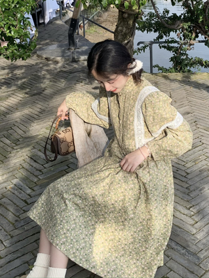 轻复古绿色碎花灯芯绒长袖连衣裙