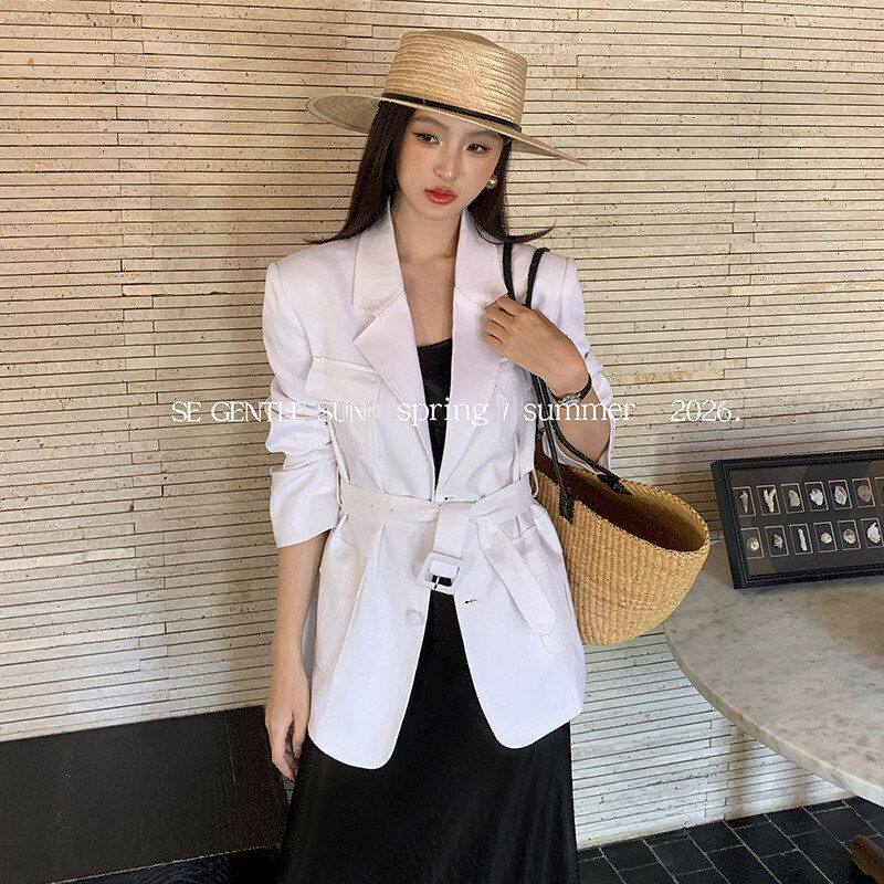 秀熙熙2026春季新款气质名媛亚麻长袖小西装短外套女士西服86129