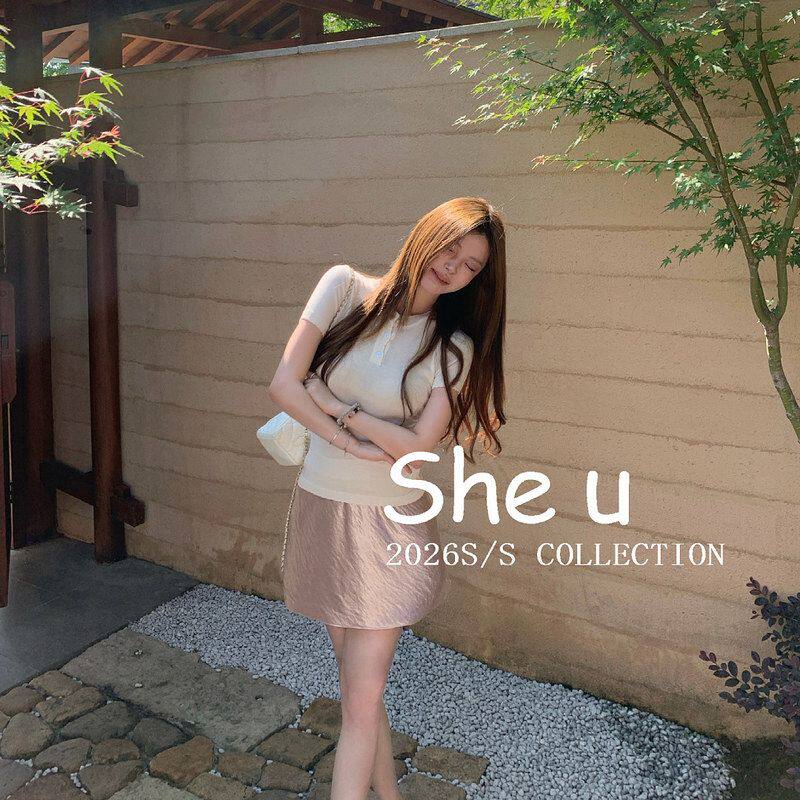SHE十三行纯欲甜辣风亮面蕾丝边