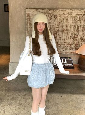 SHE U十三行韩系简约风半高领花边打底2025秋冬新款百搭修身小衫