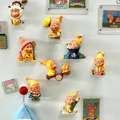 手办盲盒收纳展示架免打孔上墙透