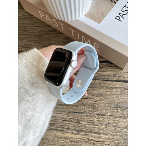 适用AppleWatchS109液态硅胶表带