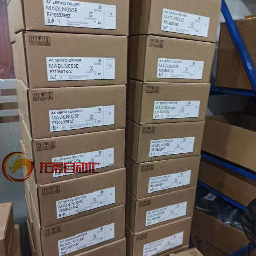 伺服电机MSMF022L1U2M全新正品 驱动器 议价