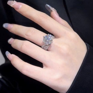 正品 莫桑石钻戒女戒指925银镀AU750白金铂金结婚仿真钻戒复古奢华