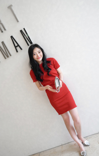 MiCo 小胖子告别季蝴蝶结正反两穿黑红连衣裙