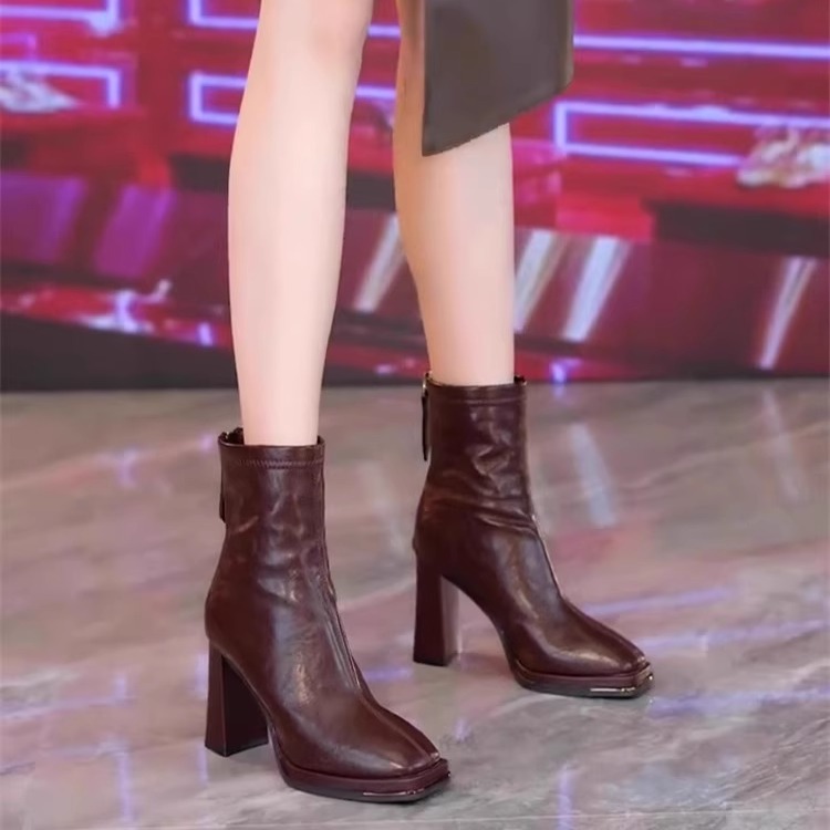 法式复古风简约百搭马丁靴