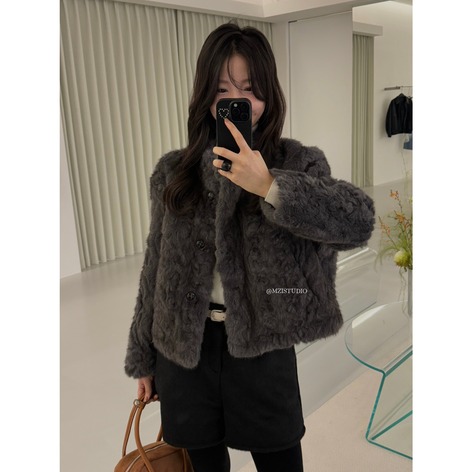 MZI STUDIO-低饱和小立领斜门襟毛茸茸设计感保暖软糯短外套12863