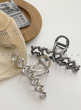 FUNCOCO｜清冷感银灰色~小号发量少后脑勺鲨鱼夹简约高级个抓发夹