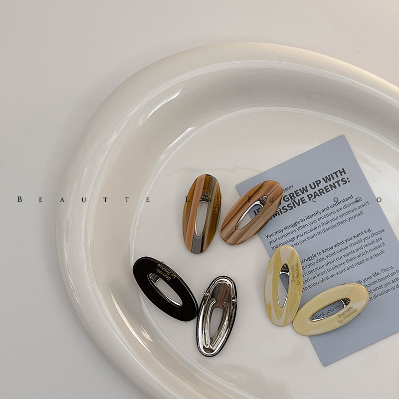 FUNCOCO｜大理石纹理感~精致短款一对小发夹前额碎发刘海发掐韩国