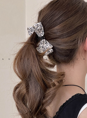 FUNCOCO｜法式小碎花~发量少蝴蝶结小号竖式防滑香蕉夹高马尾发夹