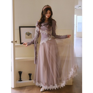 彼得潘大叔《鸢尾落肩》法式蕾丝花边装饰舒适修身上衣网纱半裙