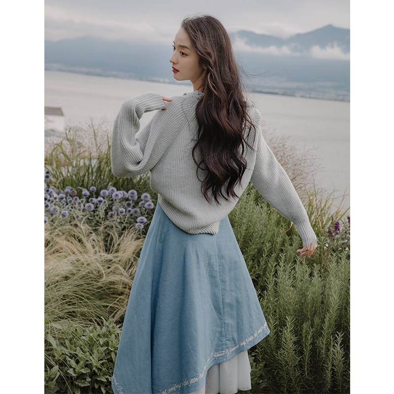 彼得潘大叔《遥远国度的诗人》落肩慵懒风毛衣 高腰大摆牛仔半裙