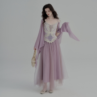 饰修身 彼得潘大叔 蕾丝花边装 法式 轻盈吊带连衣裙 廊下春