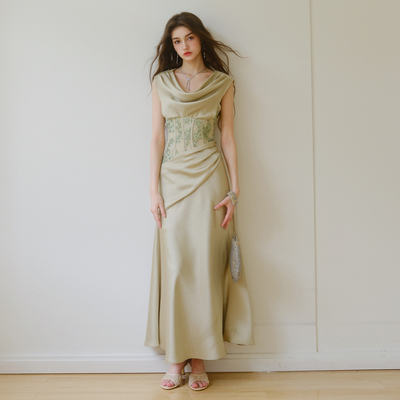 彼得潘大叔《绿萝焉》法式小荡领设计鱼骨线修身显瘦气质连衣裙