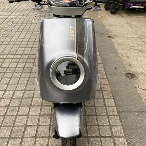 雅迪腾龙电动车全套塑件外壳灯具面板边条大灯脚踏板前围工具箱