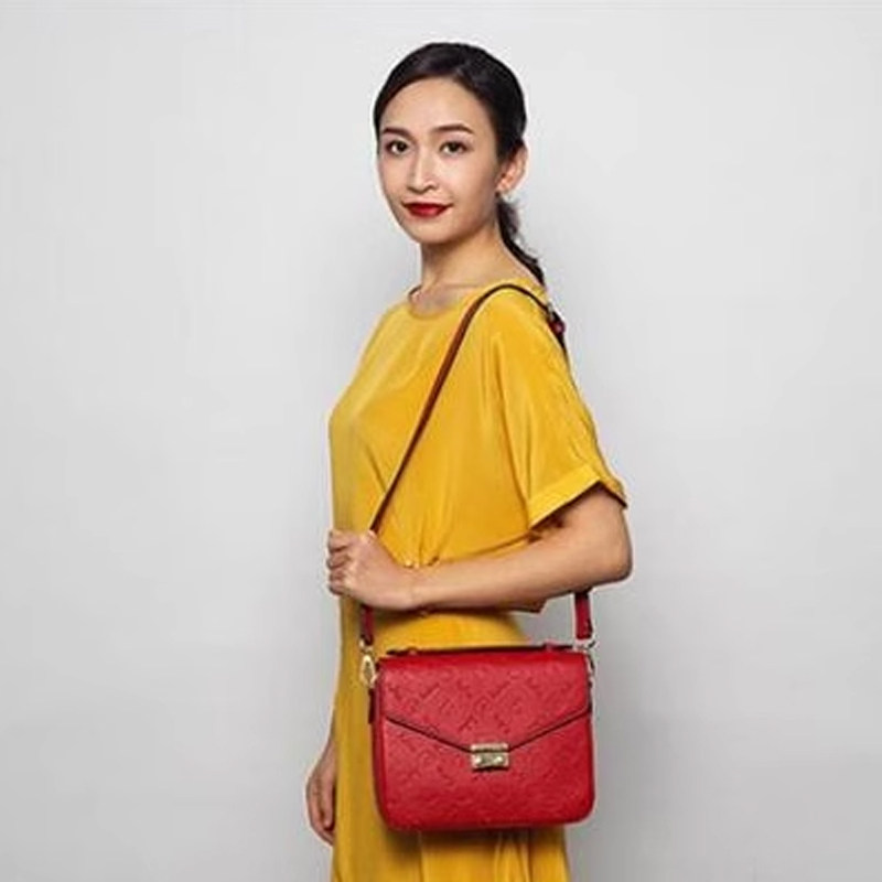 玫琳凯邮差包14400积分包 单肩包斜跨手拎包红色时尚结婚新娘子包