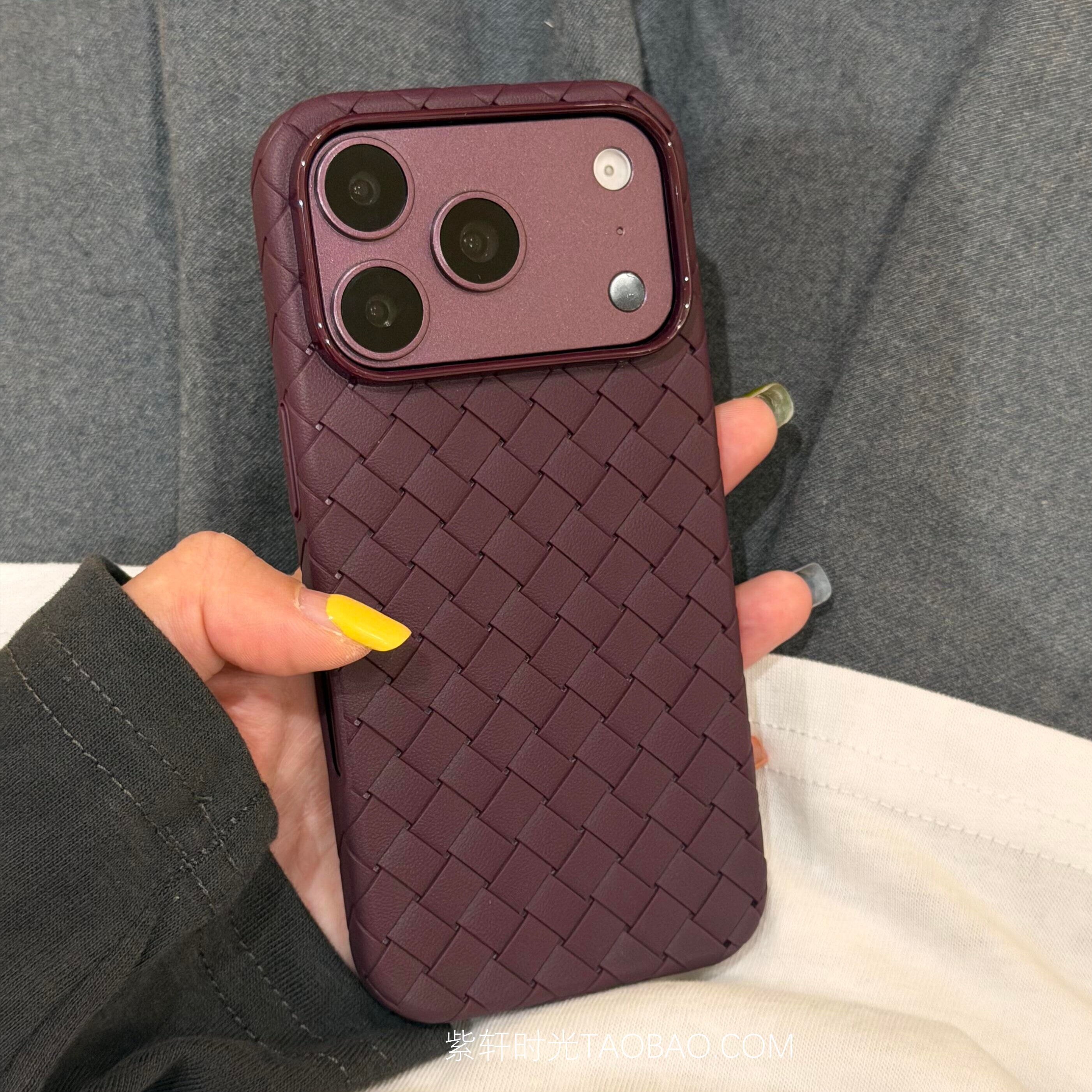 勃艮第酒红色散热编织纹适用苹果18promax手机壳iPhone18pro透气孔17pro樱桃红16promax超薄Air全包15防摔14