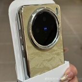 小香风高级感丝绒流沙卡其色适用OPPOFindx8手机壳Findx8Ultra大孔X8s 电镀Reno13pro秋冬A5pro新款 简约硬壳