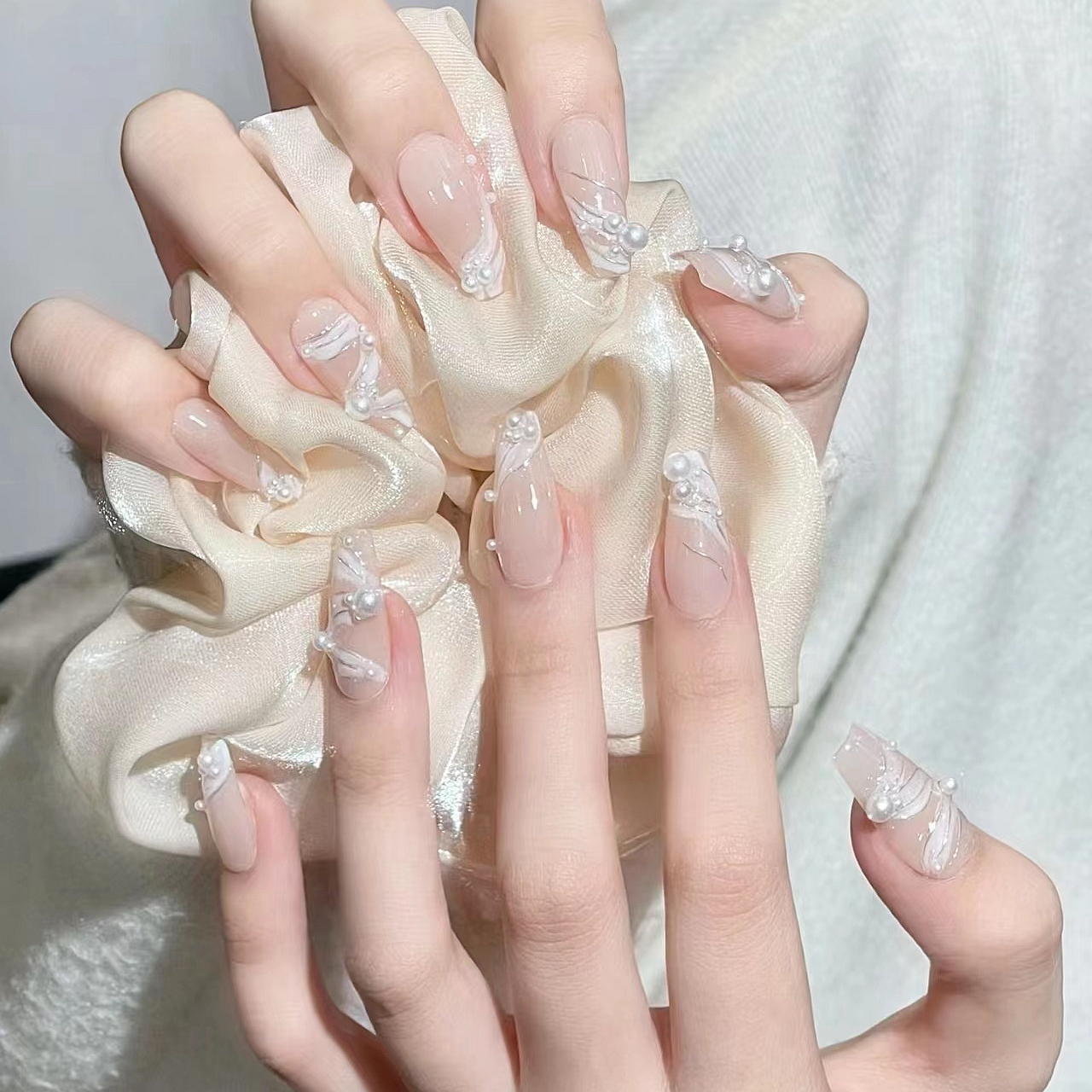 NANA穿戴甲高级感温柔仙女清透珍珠丝带手工定制美甲成品新娘辣妹