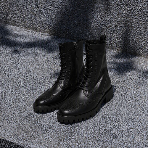 秋上新 | 英伦风设计师奢侈级纯手工布洛克雕花马丁靴女短靴