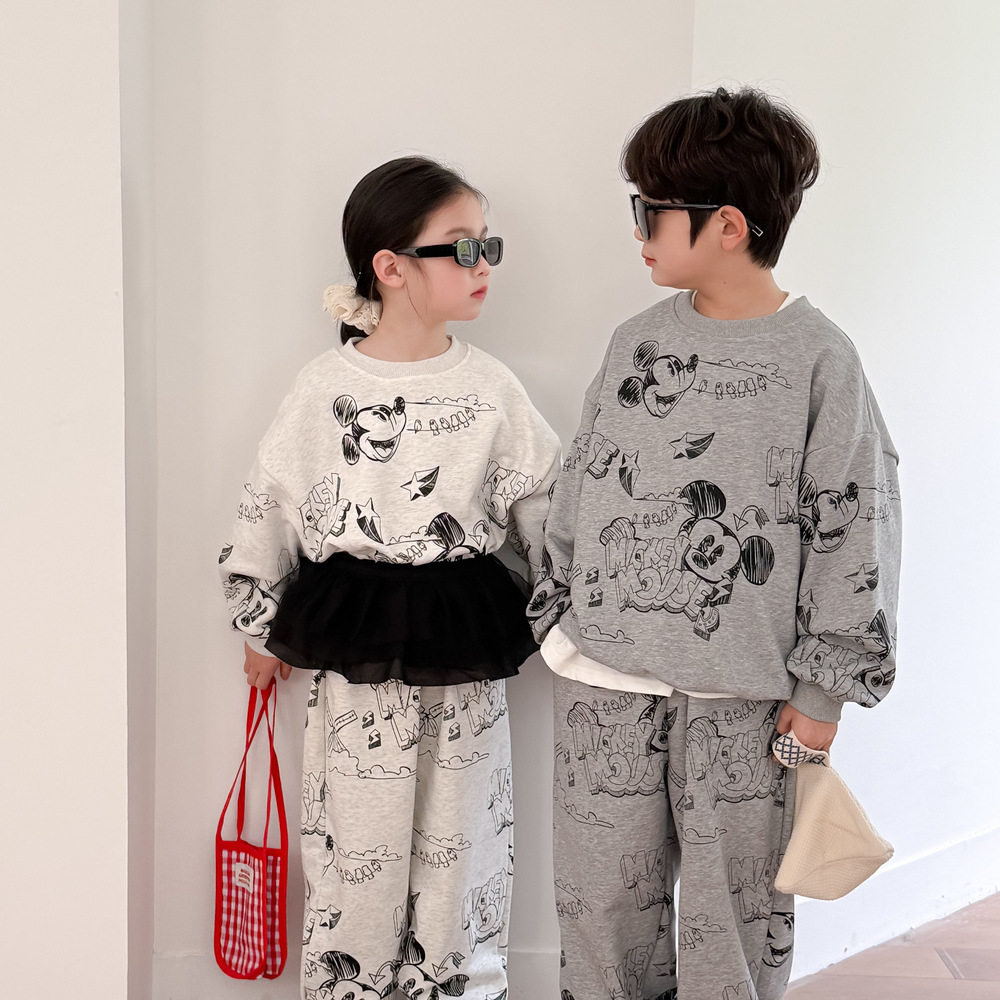 童套装2026春款男童女童韩版满版卡通印花卫衣套装儿童圆领两件套