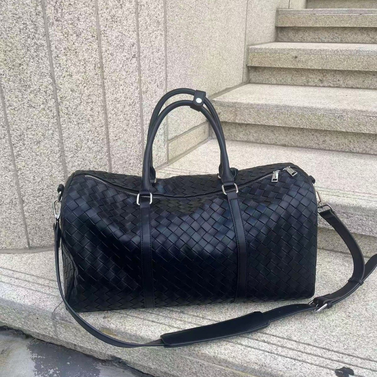 高级感编织手提旅行包大容量男女单肩包行李包旅游包黑色商务出差