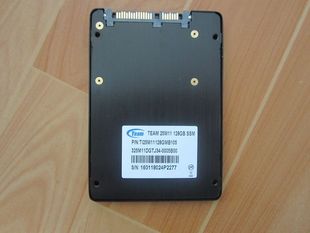 2.5寸 120G 64G SSD 128G 串口8G 固态硬盘 SATA2 SATA3 16G 32G