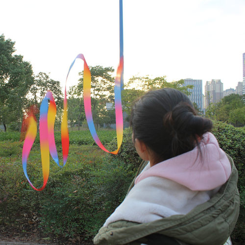 创意女生舞蹈演出道具彩色体操彩带跳舞丝带亲子互动玩具飘带礼品