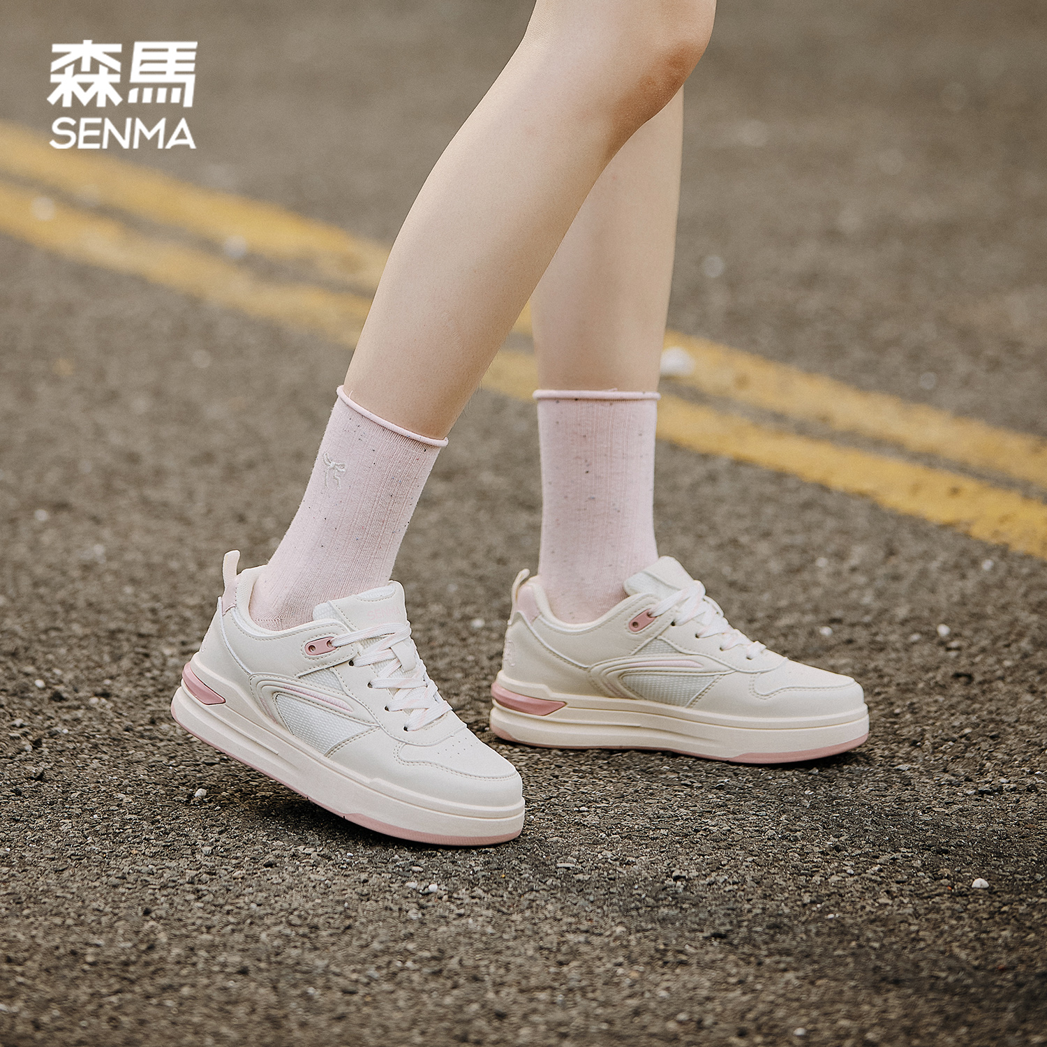 森马厚底板鞋女小白鞋