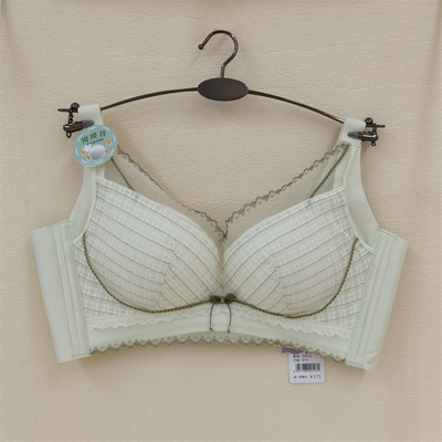 水晶伴侣新款9513B杯中薄蕾丝格纹内衣舒适女聚拢收副乳上托文胸