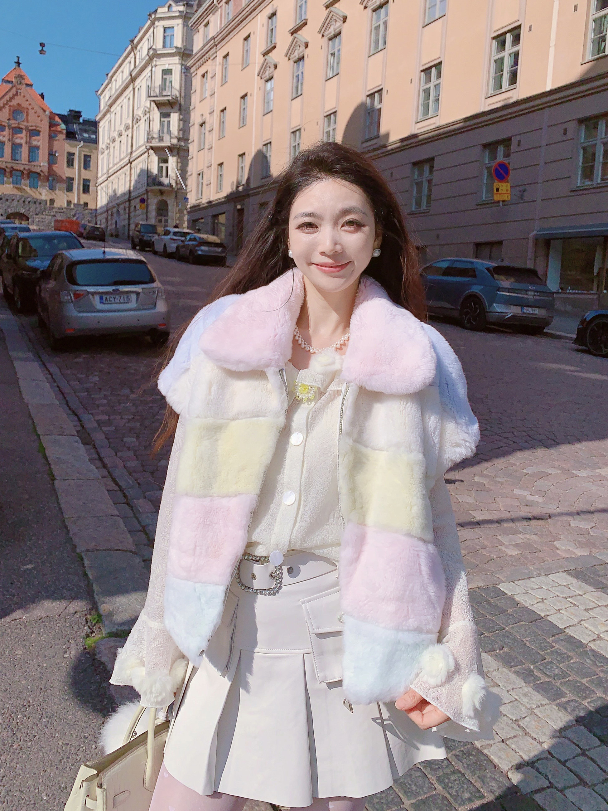 MissLuxury 【South of Caiyun】 Импортная шуба из меха кролика выдры, женский радужный жилет с короткими рукавами для сохранения тепла зимой Изображение 1