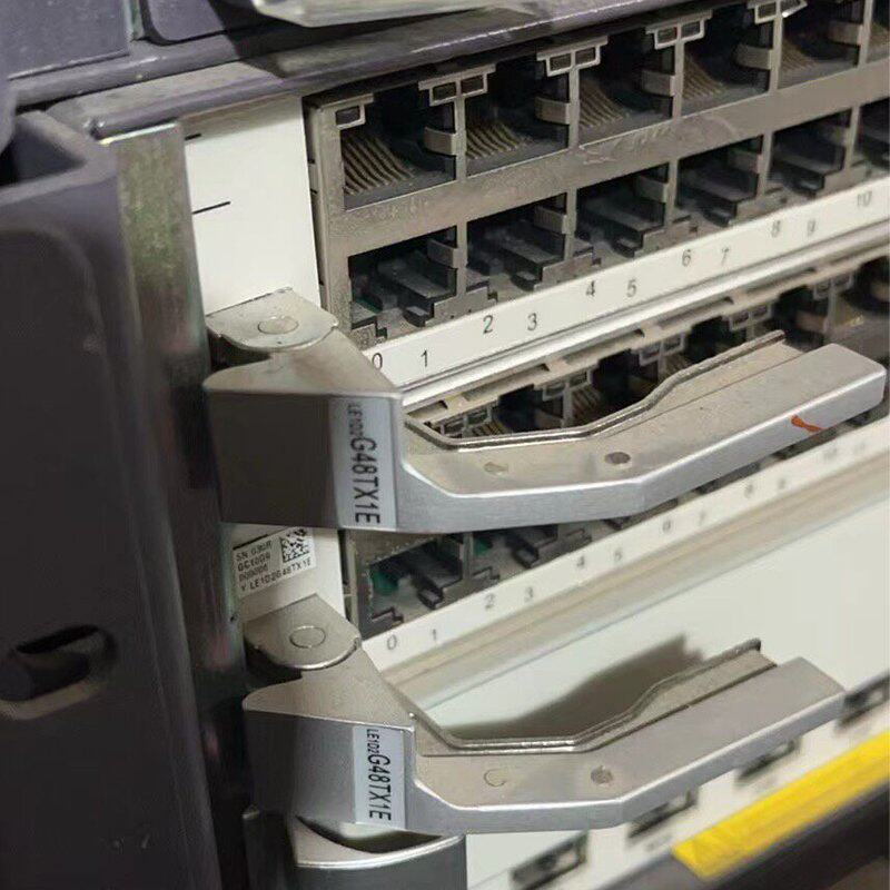 议价-HUAWEI 华为 交换机S9303 板子 LE1D2G4可维修