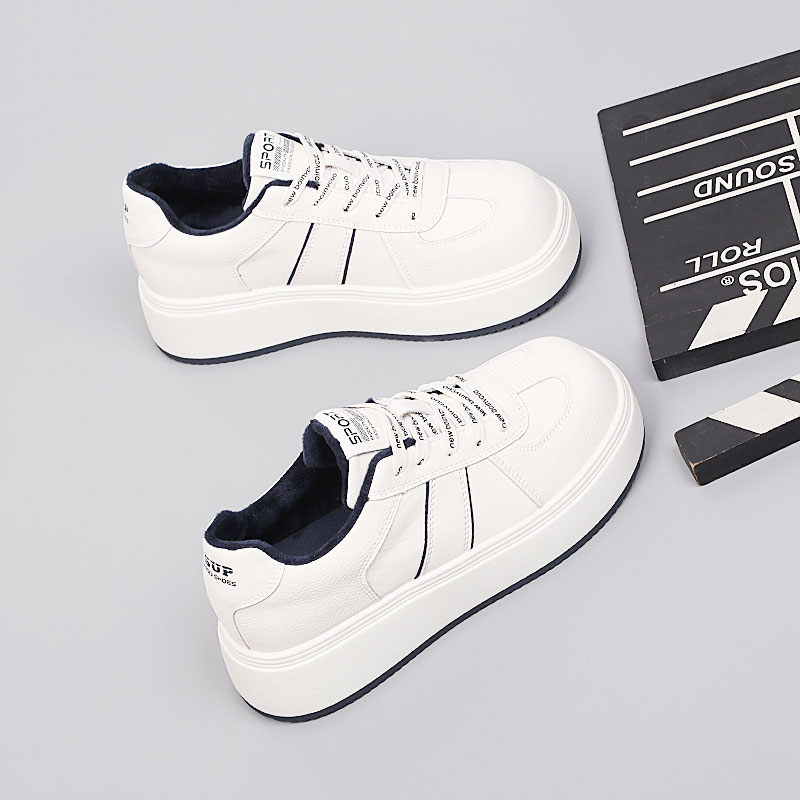 胖mm鞋宽胖脚时尚棉鞋41-43大码女鞋2025冬季新款休闲加绒小白鞋