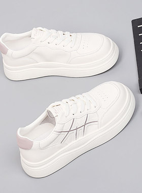 胖mm鞋宽胖脚单鞋41-43大码女鞋2026春季新款时尚板鞋舒适小白鞋