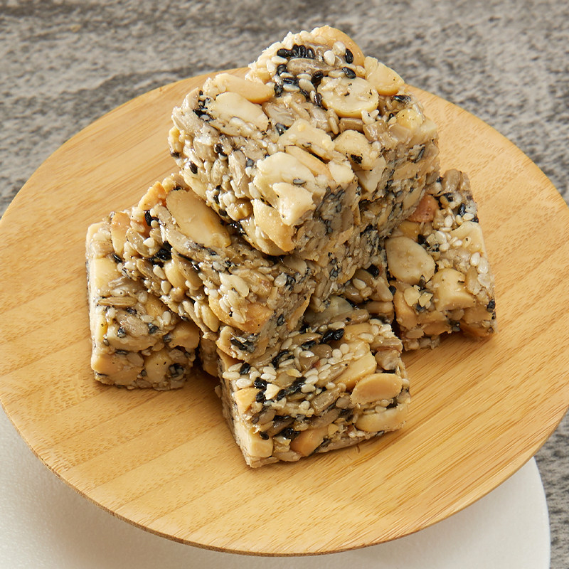 五酥坊果仁酥花生葵花仁酥糖小零食独立小包装黑芝麻糖果