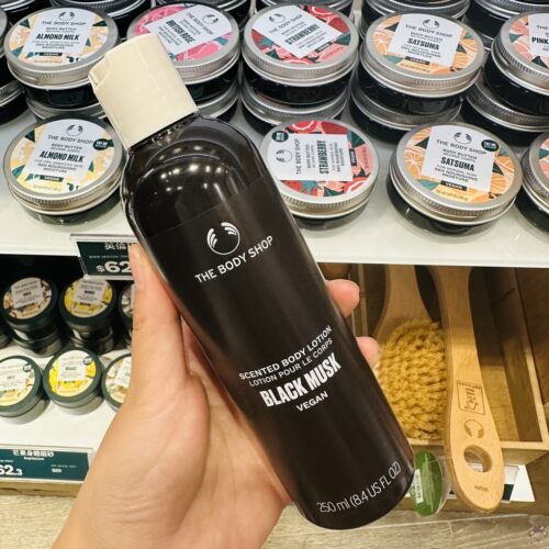 美体小铺滋润身体乳黑麝香