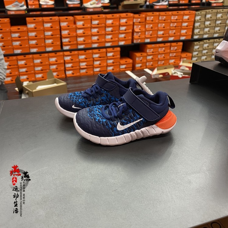 NIKE新款free软底缓震跑步鞋