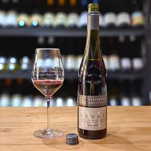 开车无忧几乎0°无酒精德国法尔滋圣山无醇发醇甜红葡萄汁700ML