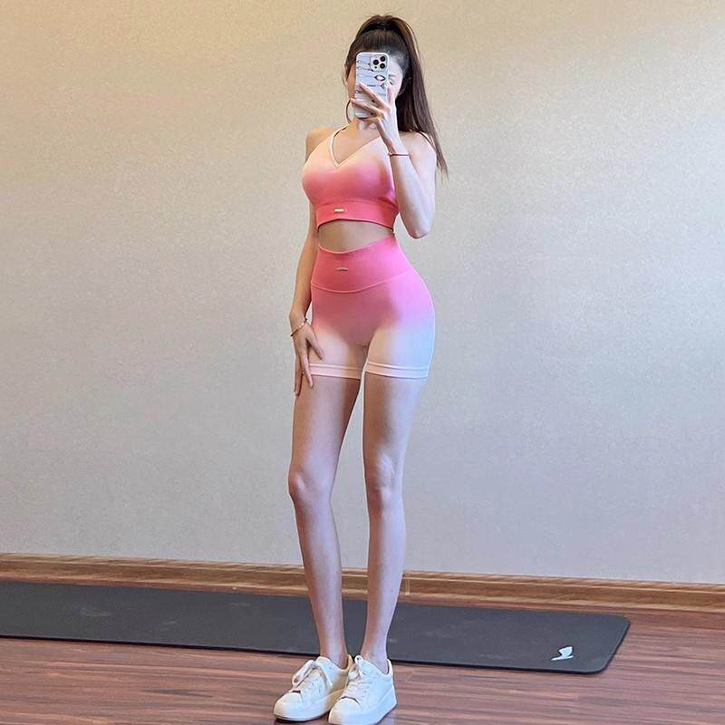 绝美穿搭健身短裤套装女彩色运动文胸普拉提瑜伽训练服2026新款图片