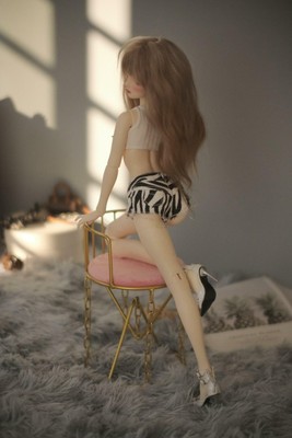 taobao agent BJD chair suspension chair spring new iron three -point baby uses ornaments privately customized camera props