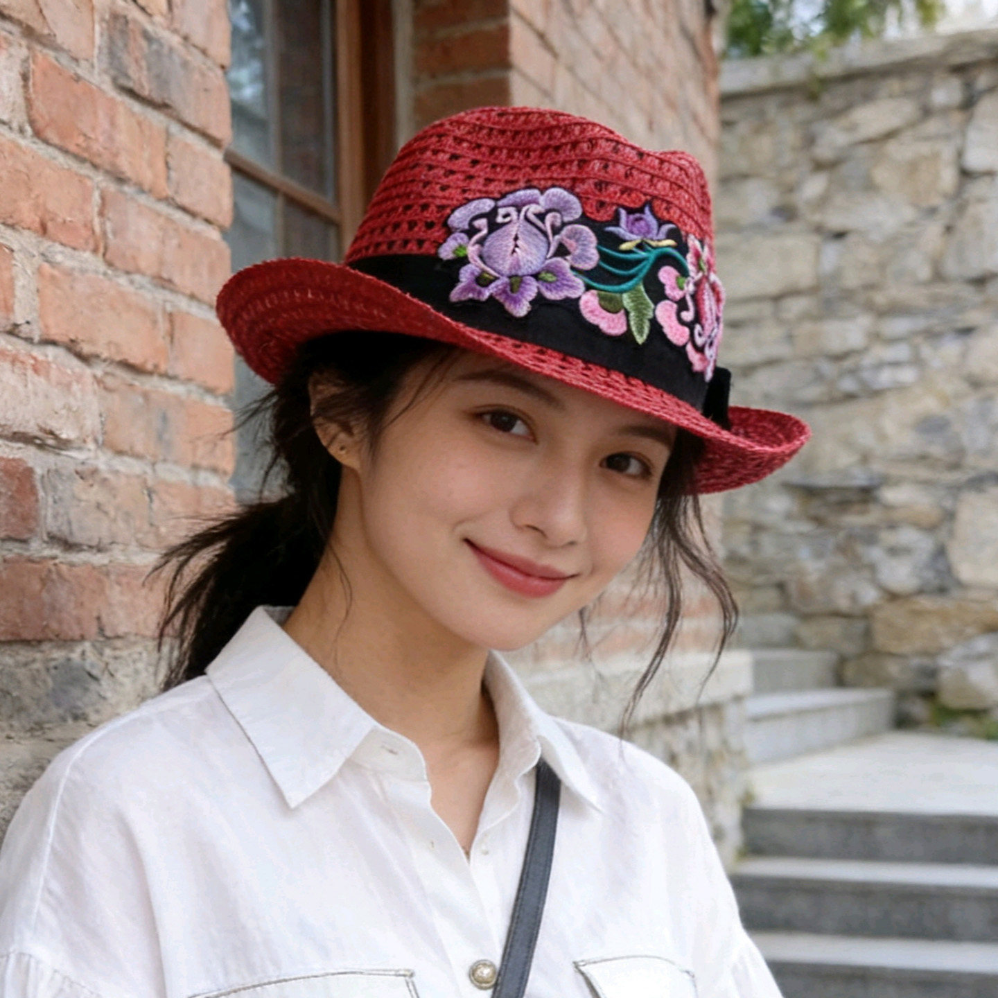 民族风刺绣花红色草帽女士夏季防晒遮阳网眼度假拍照防晒沙滩帽子