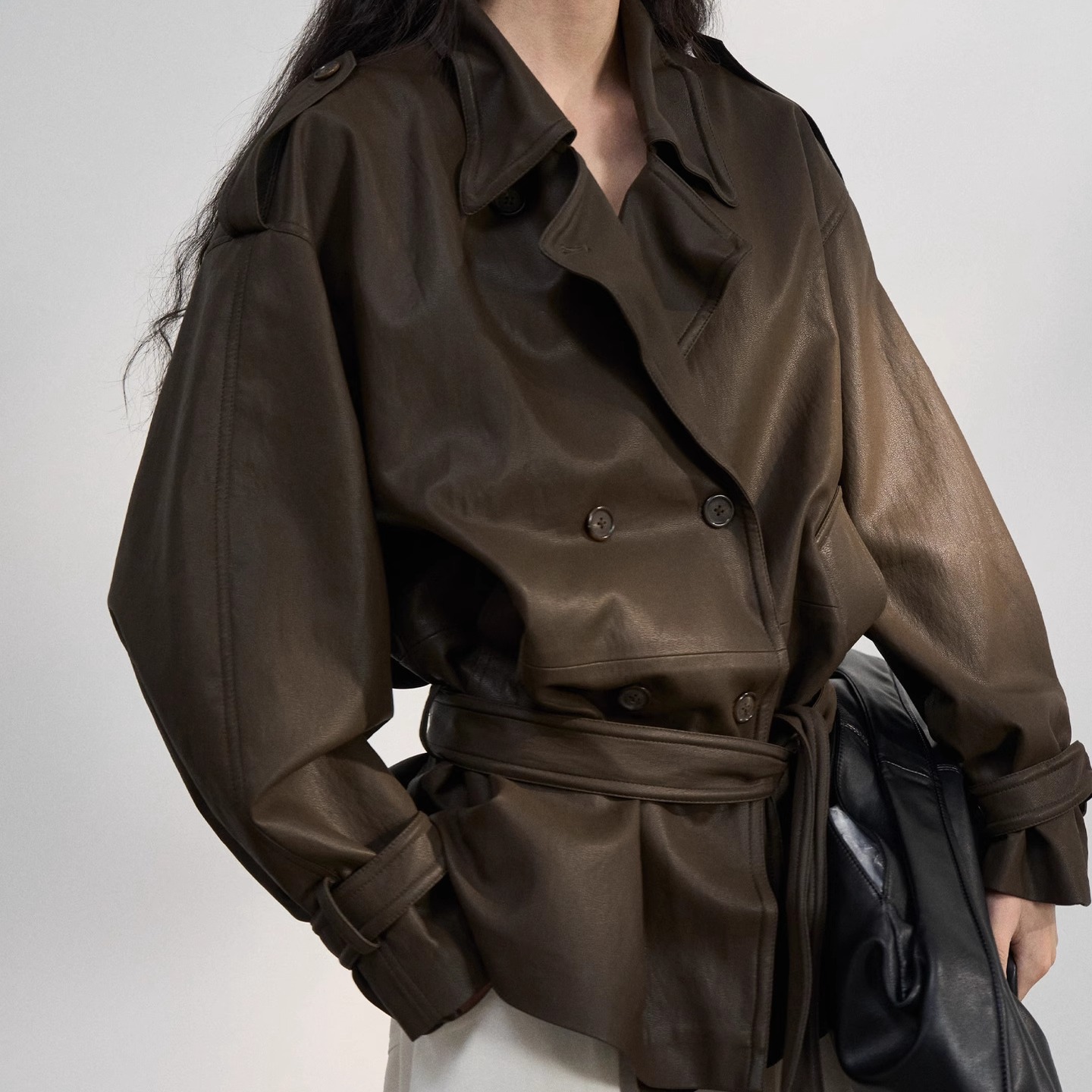 复古金属丝经典双排扣皮风衣外套