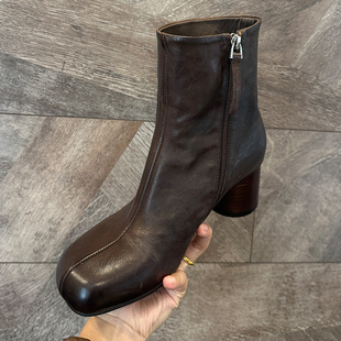 欧洲马皮不分趾秋冬复古粗高跟短靴做旧马丁靴猪蹄靴侧拉链高级感